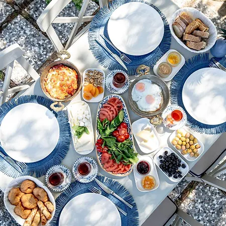Voger Family Hotel Alaçatı